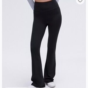 Groove Nulu super high rise flared pant